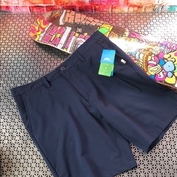 🔥QUICKSILVER- HIBID SHORTS🔥 - Picture 2 of 8